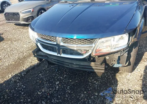 2019 Dodge Journey Se Value Package from USA, damaged, VIN 3C4PDCAB6KT746592